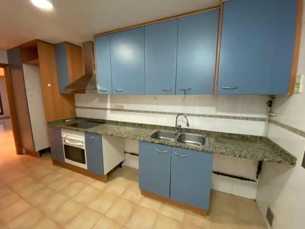 Küche von Wohnung zur Miete in Valencia mit Klimaanlage, Heizung und Terrasse