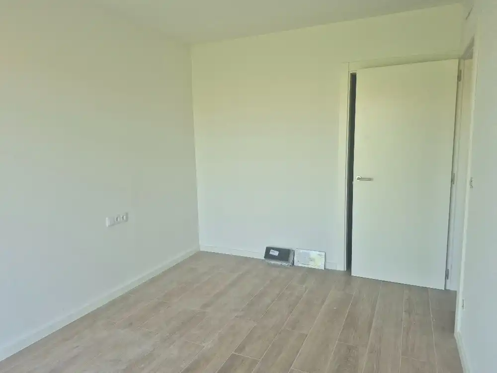 Dúplex d'obra nova amb terrassa en venda a Carrer dels Xicots de Vilafranca 13, imagen 3