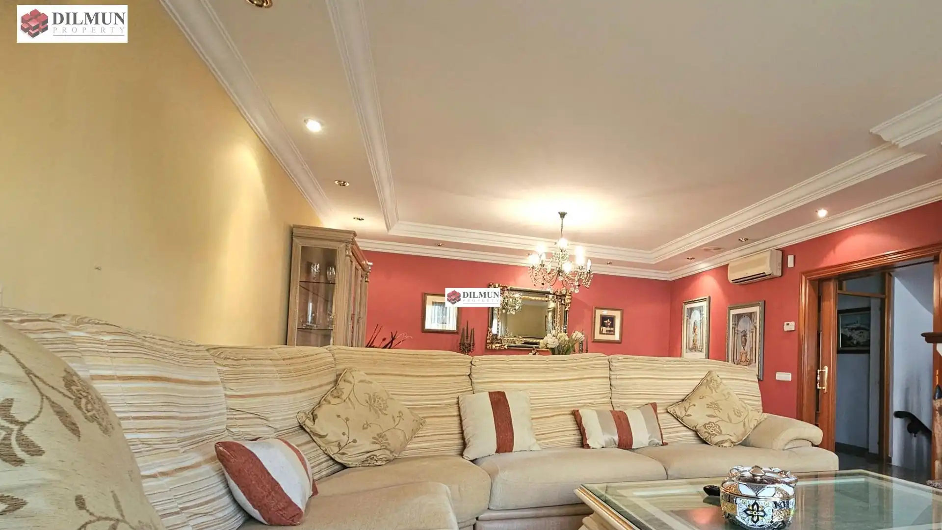 Living room of Houses for sale in Mijas  with Air Conditioner, Heating and Terrace