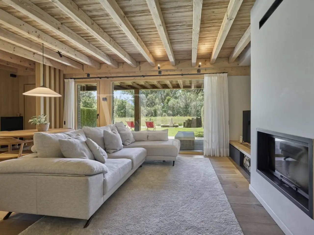 Sala de estar de Casa o chalet en venta en Guils de Cerdanya con Calefacción, Jardín privado y Parquet