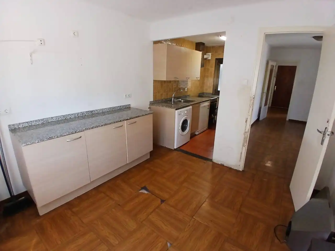 Cocina de Piso en venta en Vilanova i la Geltrú con Balcón