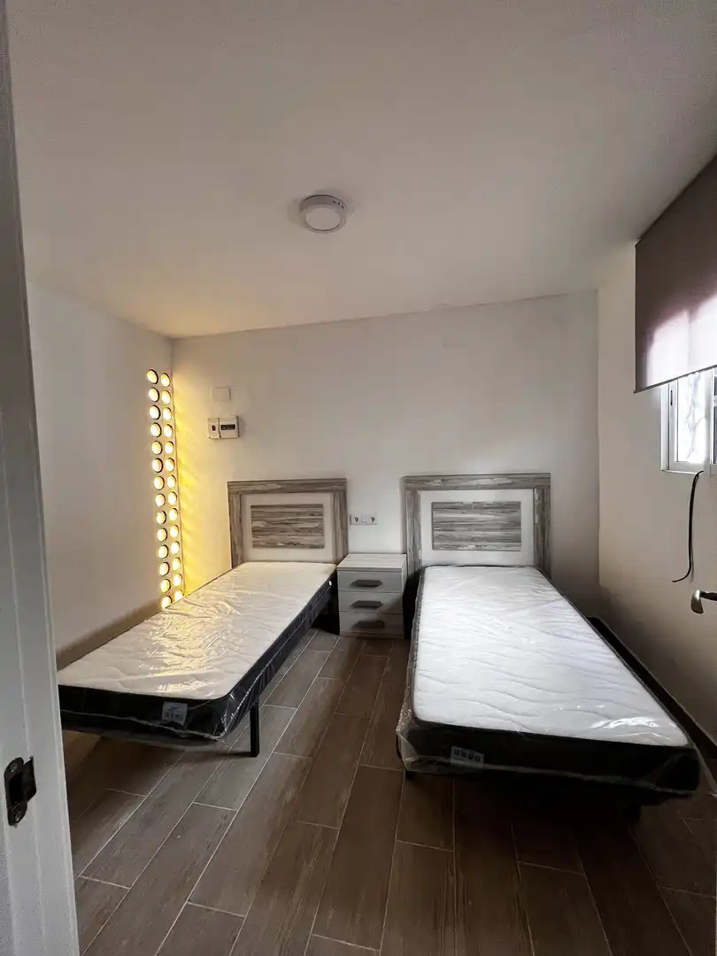 Habitación de Piso en venta en Empuriabrava con Aire acondicionado y Amueblado