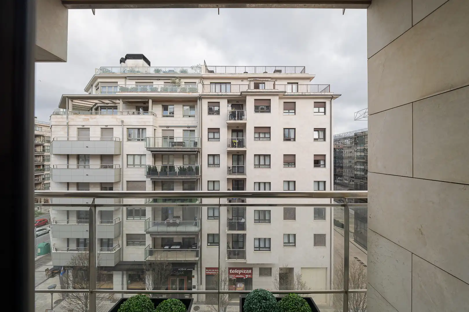 Außenansicht von Wohnung zum Verkauf in Donostia - San Sebastián  mit Heizung, Terrasse und Ofen