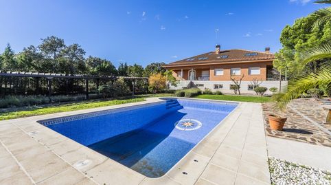 Foto 3 de Casa o chalet en venta en Calle Principal, Navalquejigo - Los Arroyos, El Escorial