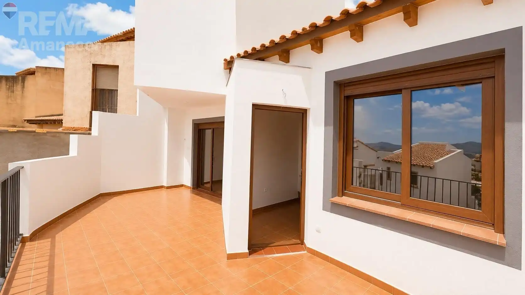 Vista exterior de Casa adosada en venda en Relleu amb Aire condicionat, Calefacció i Jardí privat