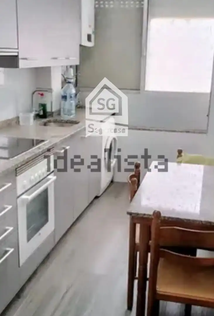 Flat for sale in Mariñamansa