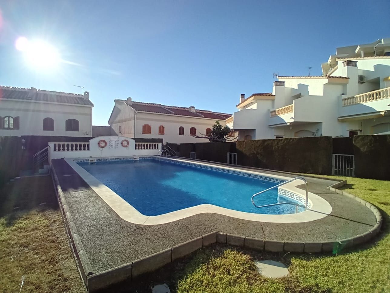 Piscina de Casa adosada en venda en Vandellòs i l'Hospitalet de l'Infant amb Aire condicionat, Calefacció i Moblat