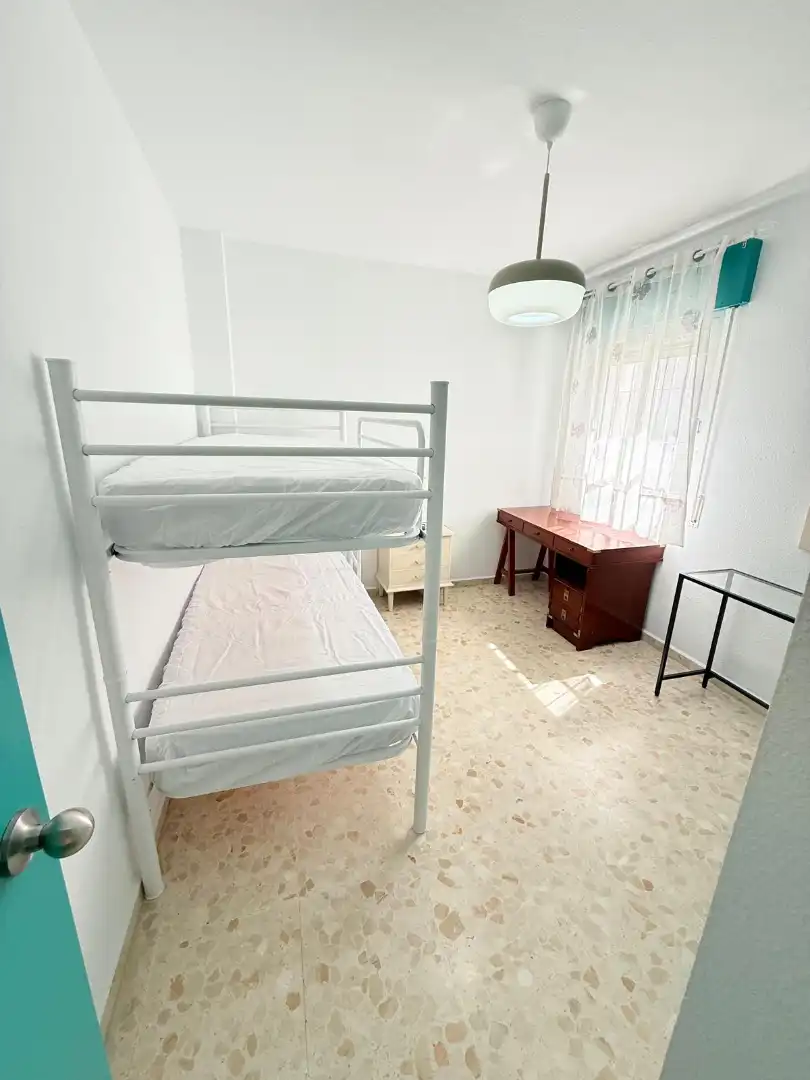 Habitación de Ático de alquiler en Rincón de la Victoria con Aire acondicionado, Terraza y Amueblado