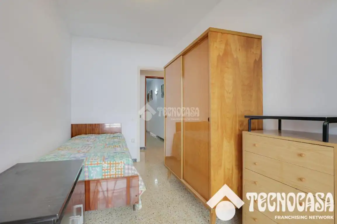 Dormitori de Pis en venda en Viladecans amb Balcó
