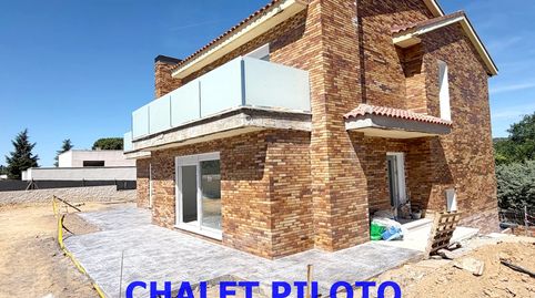 Foto 2 von Einfamilien-Reihenhaus zum Verkauf in Calle Pérez Galdós, 21, Quijorna, Madrid