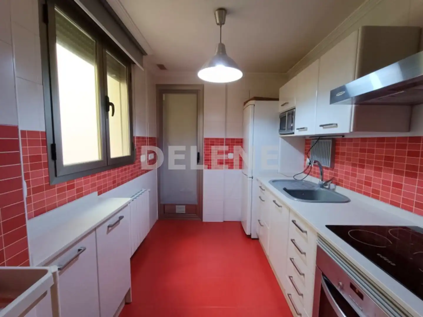 Kitchen of Flat for sale in Hellín  with Air Conditioner, Heating and Parquet flooring