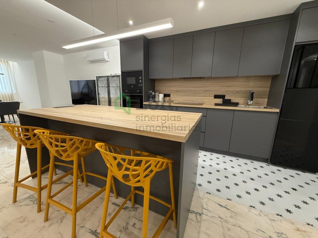 Cuina de Loft en venda en Badajoz Capital amb Moblat