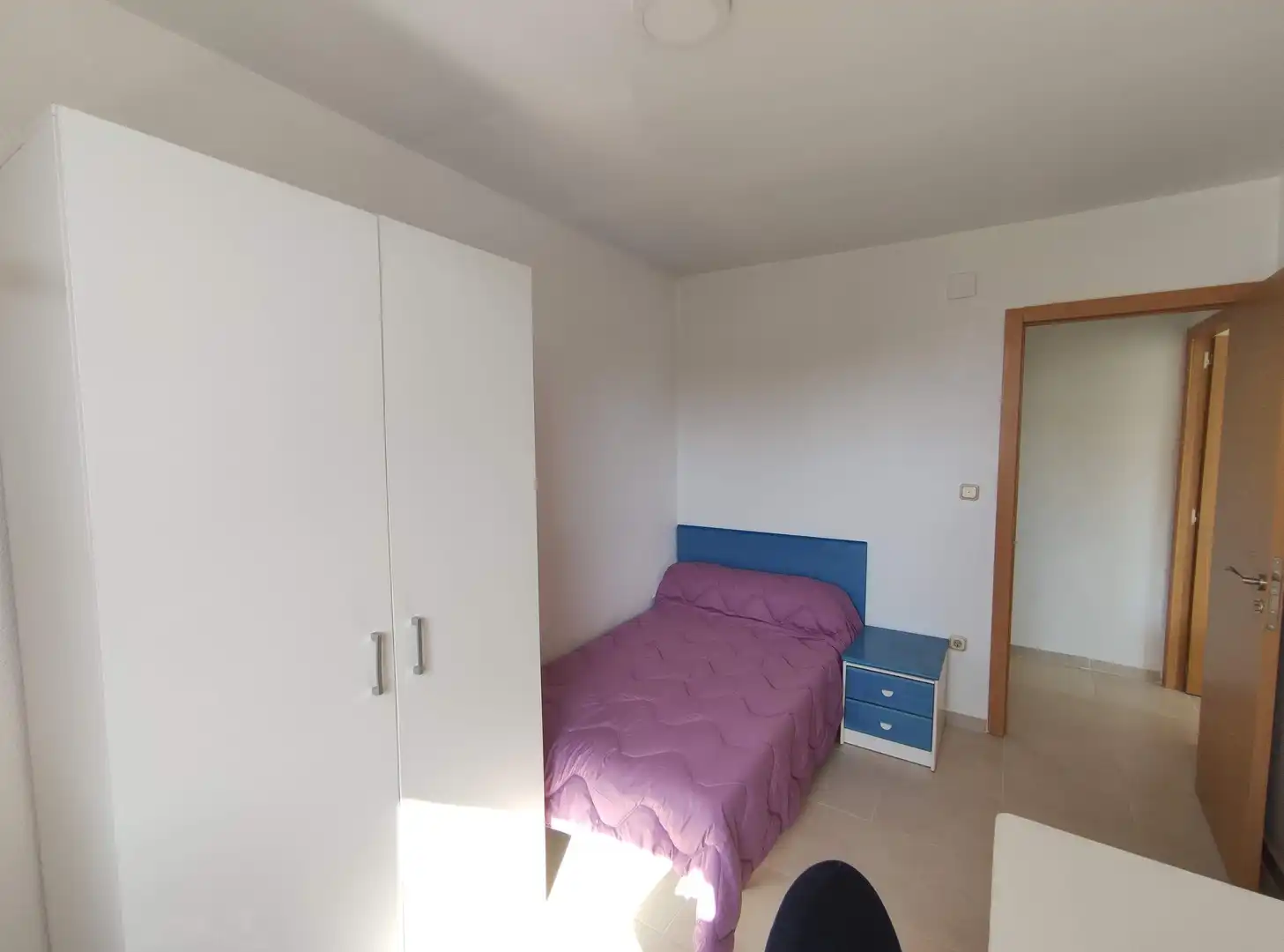 Room in Plaza Crevillente - Antiguos Juzgados - El Asilo