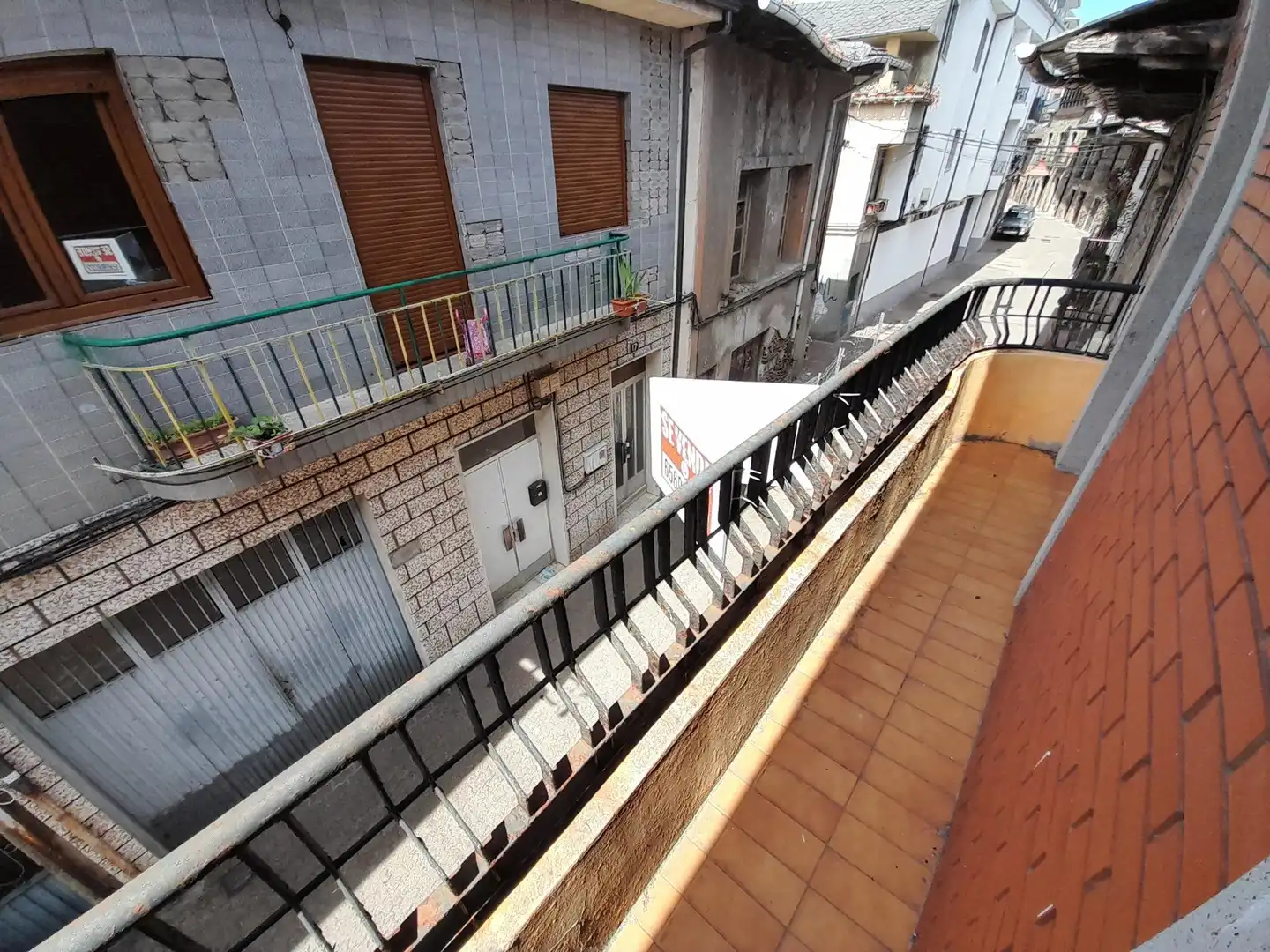 Vista exterior de Casa o chalet en venta en Cacabelos con Calefacción, Terraza y Balcón
