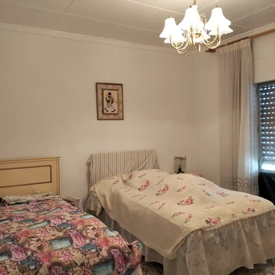 Dormitori de Casa o xalet en venda en El Bonillo amb Terrassa, Traster i Moblat