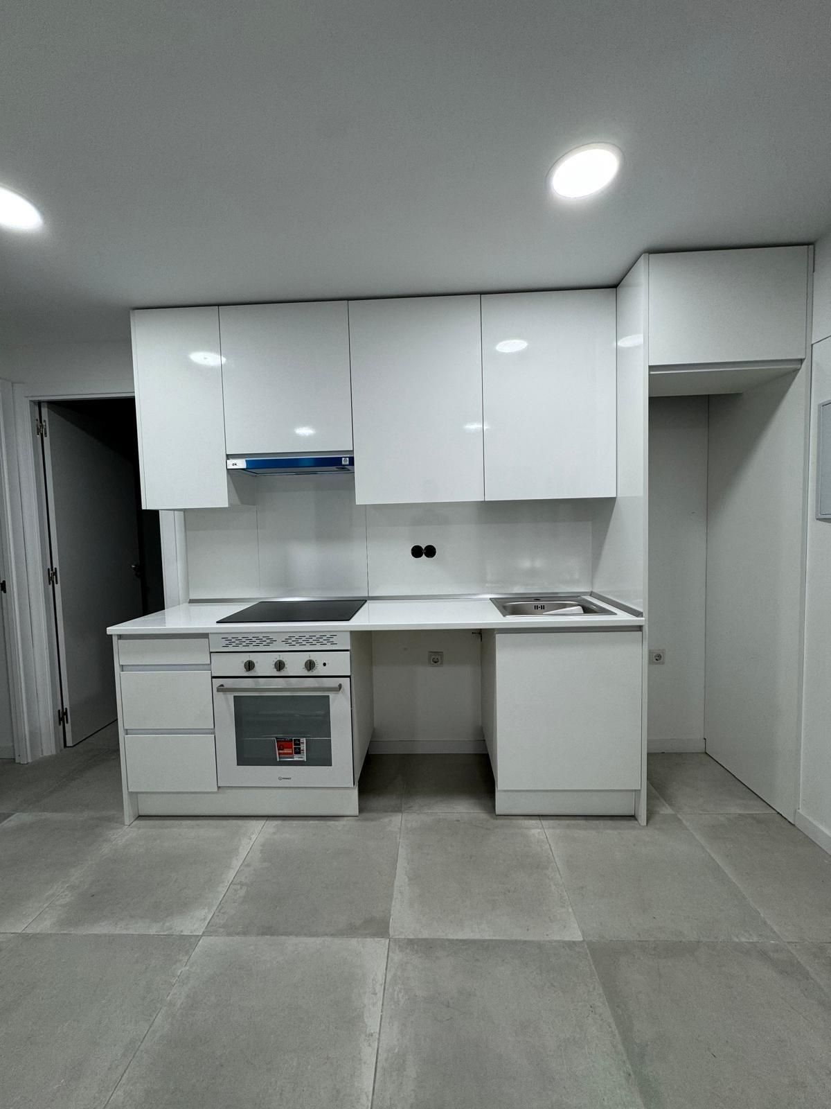 Kitchen of Flat for sale in  Madrid Capital  with Air Conditioner