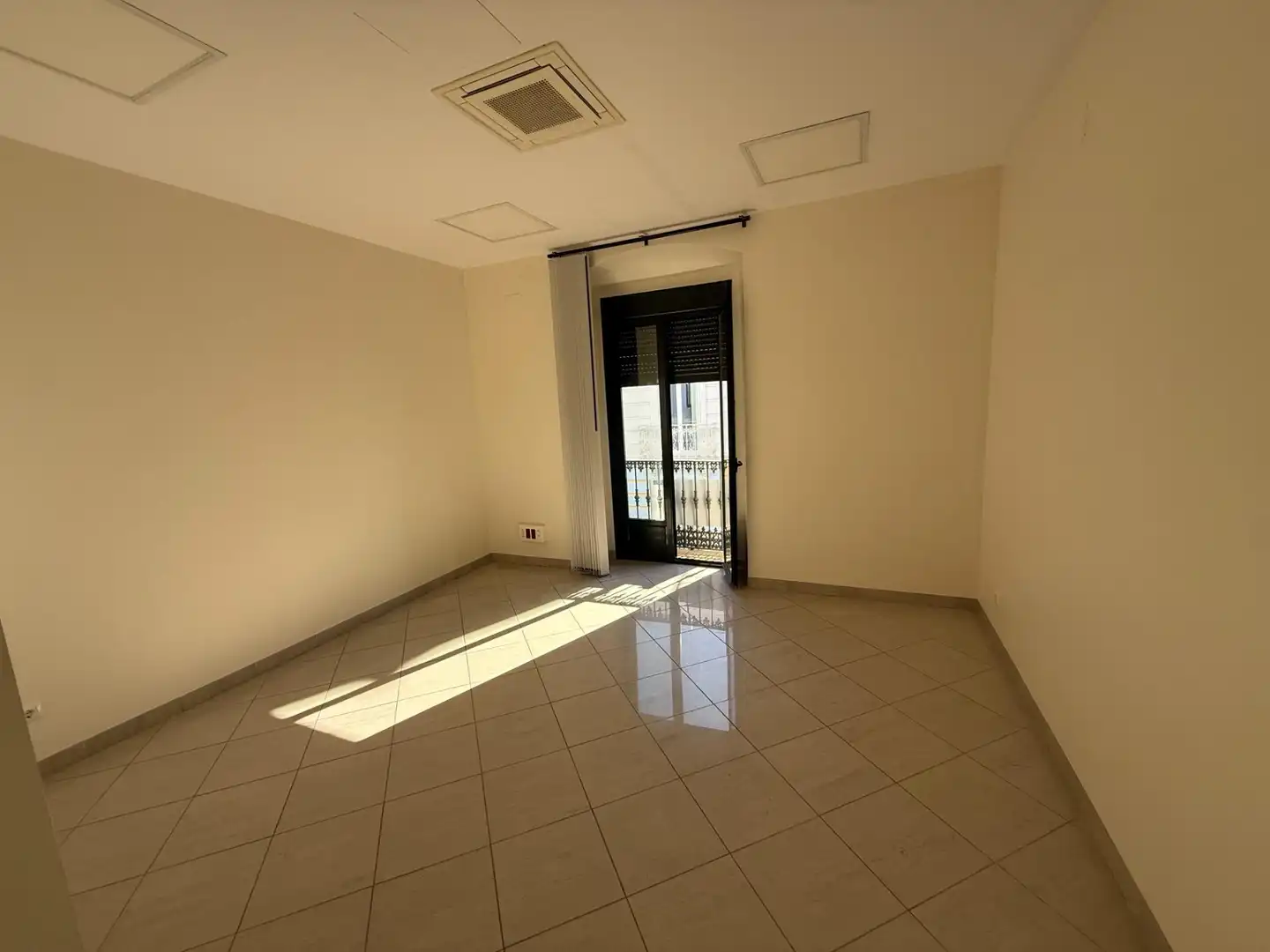 Schlafzimmer von Gebäude zur Miete in Dos Hermanas