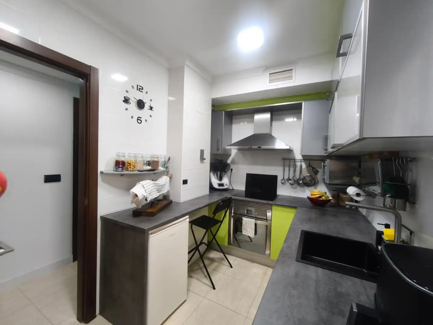 Cocina de Ático en venta en Águilas con Aire acondicionado, Terraza y Trastero