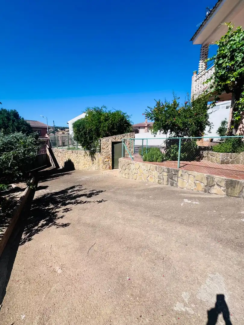 Casa rústica amb terrassa en venda a Horcajo de los Montes, imagen 32