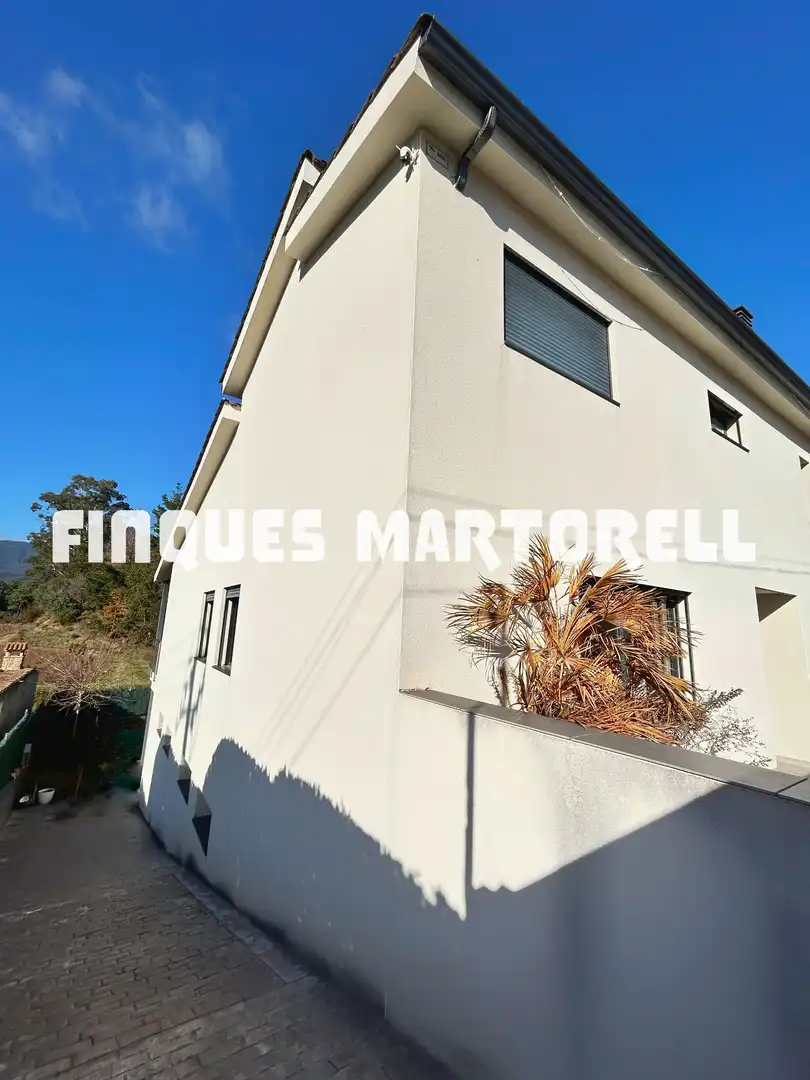 Exterior view of Houses for sale in Santa Coloma de Farners  with Air Conditioner, Heating and Private garden