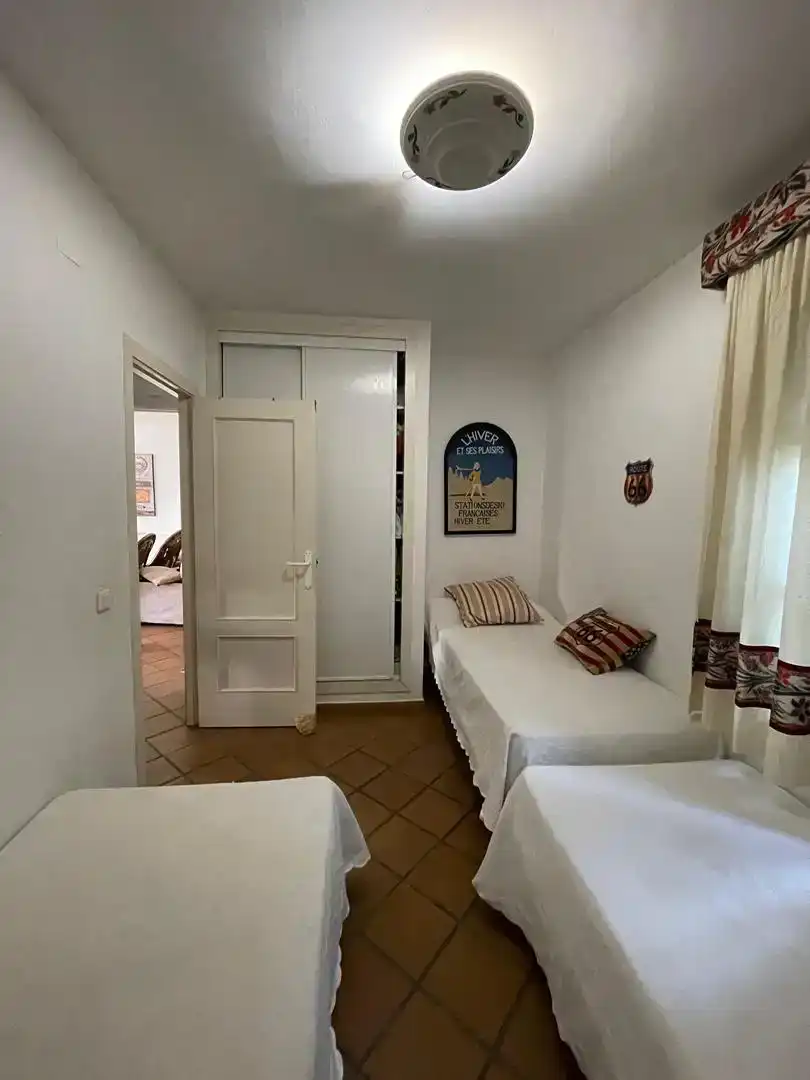Schlafzimmer von Wohnung zur Miete in Islantilla mit Klimaanlage und Schwimmbad