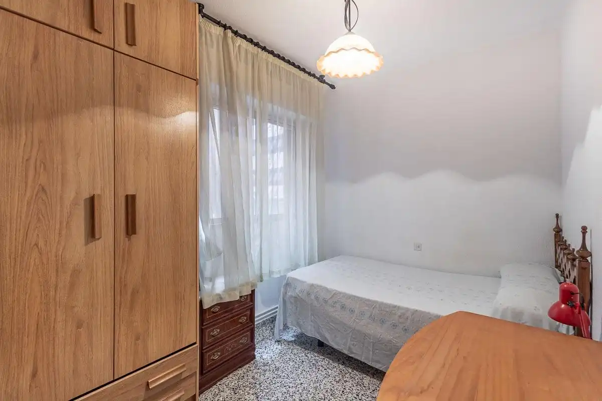Bedroom of Flat for sale in Granada
