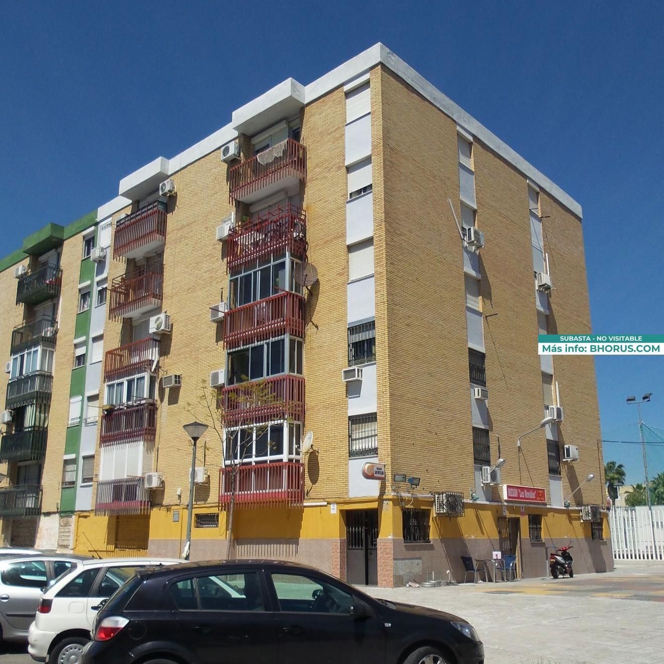 Vista exterior de Piso en venta en Camas