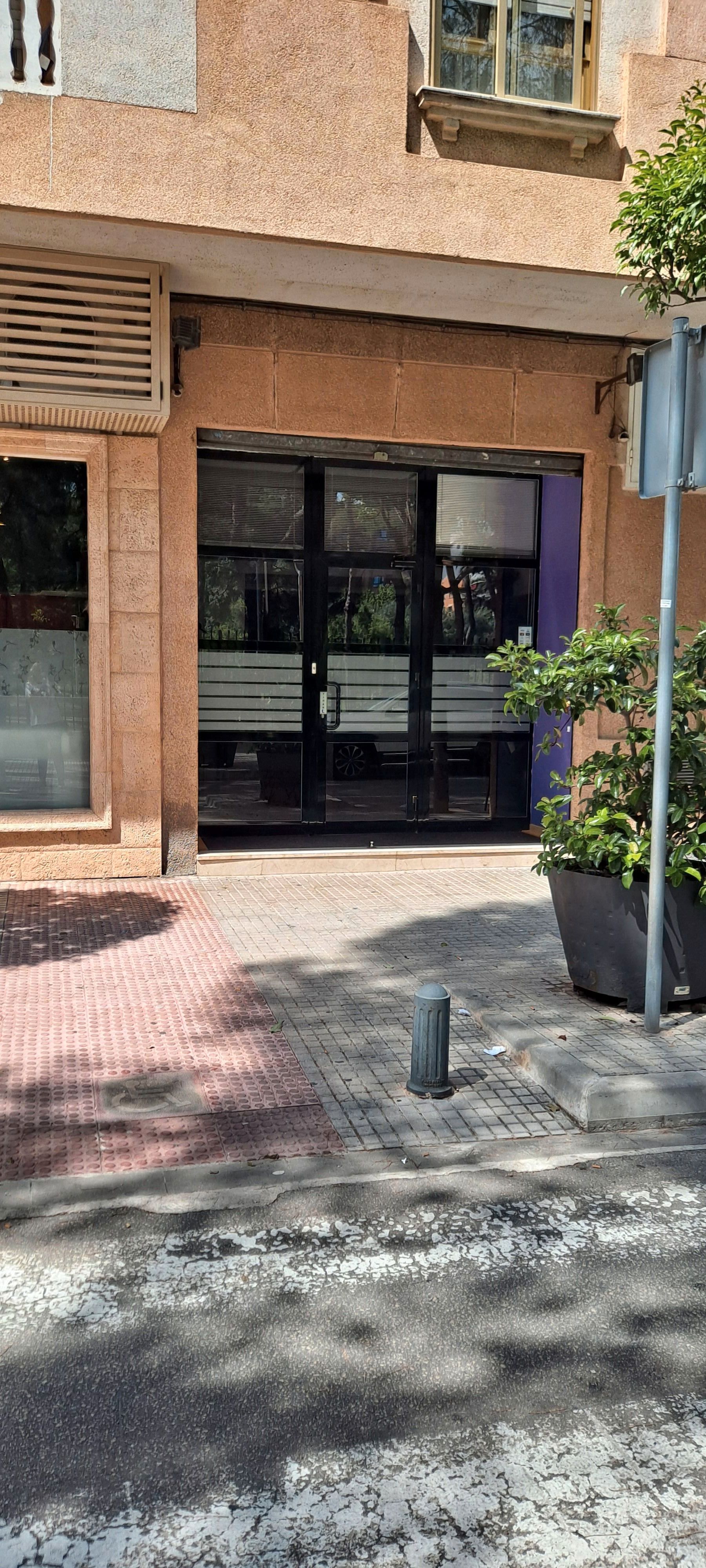 Exterior view of Premises for sale in Gandia  with Air Conditioner