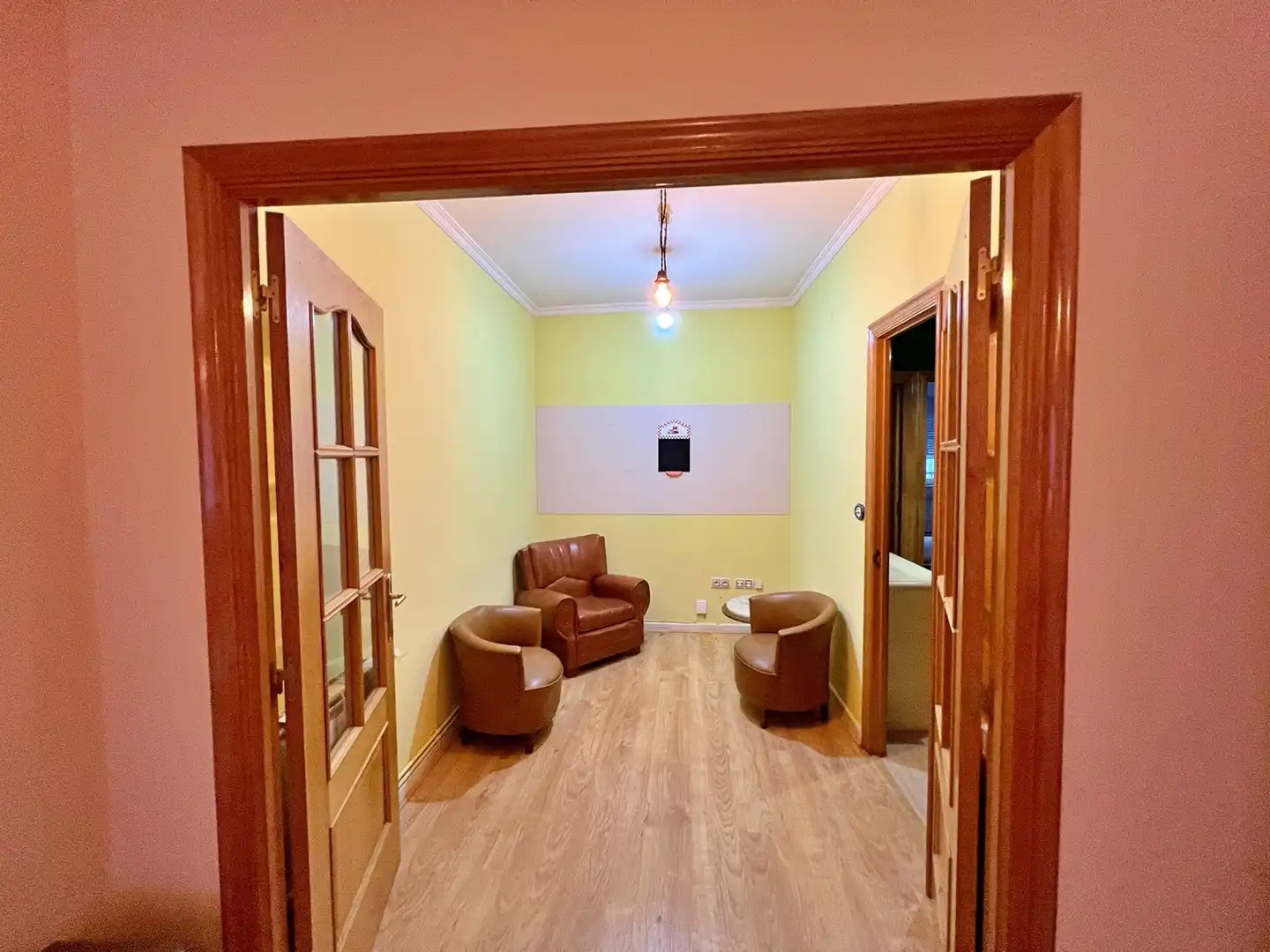Piso en venta en Lugo con Calefacción, Amueblado y Horno