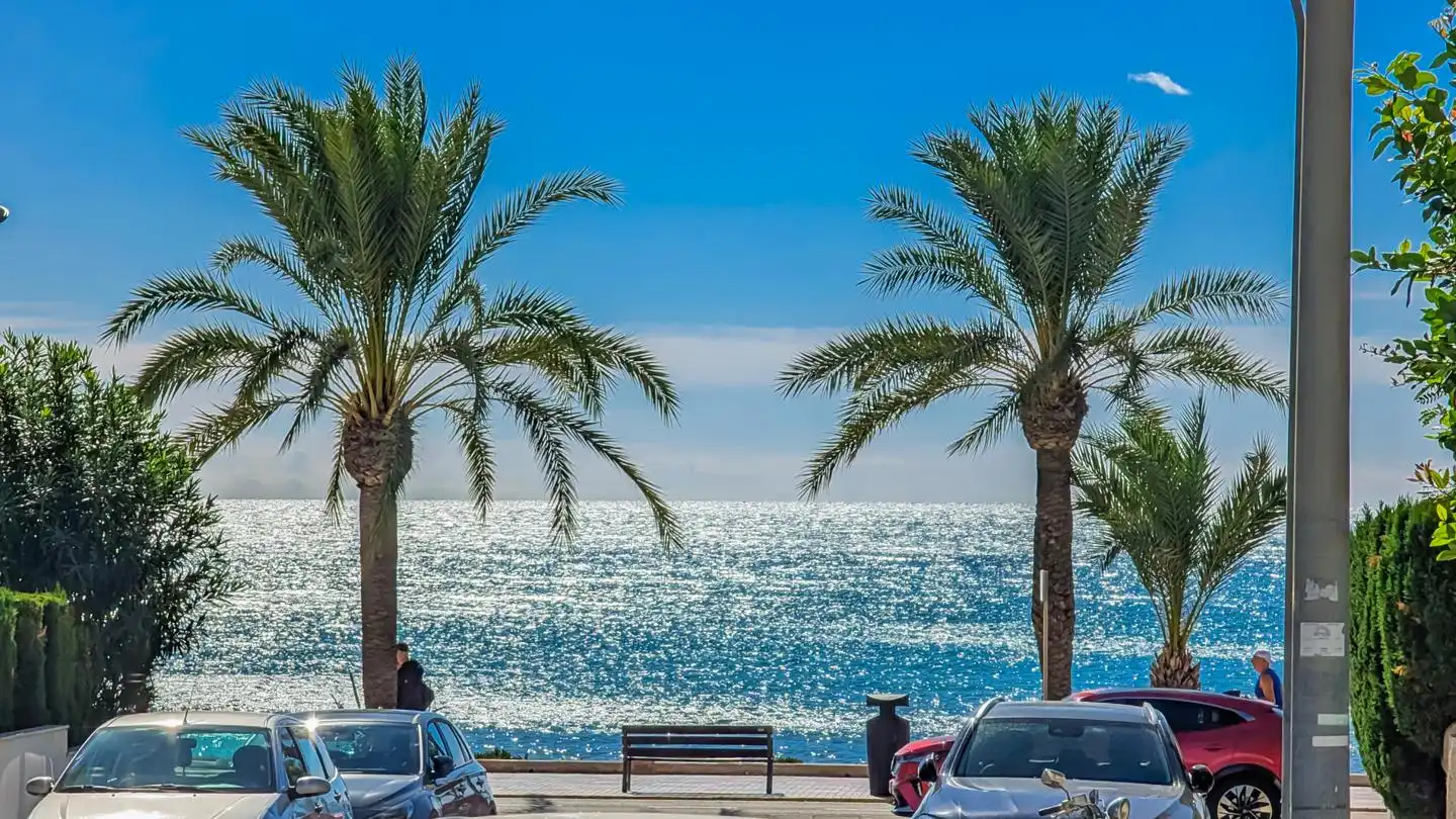 Vista exterior de Piso en venta en Santa Pola con Terraza, Trastero y Amueblado
