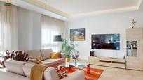 Sala d'estar de Apartament en venda en Oliva amb Aire condicionat, Calefacció i Terrassa