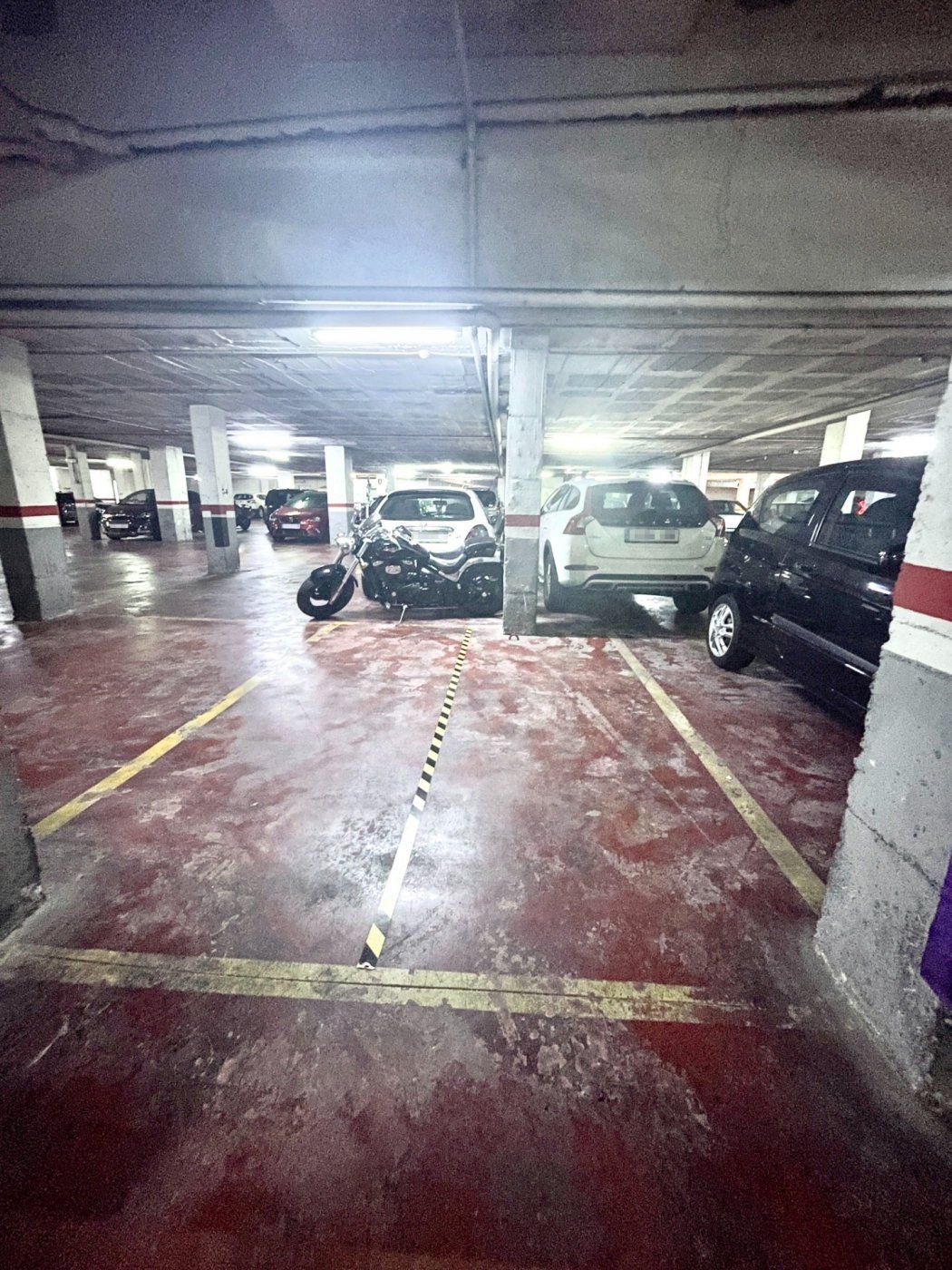 Aparcament de Garatge en venda en Badalona