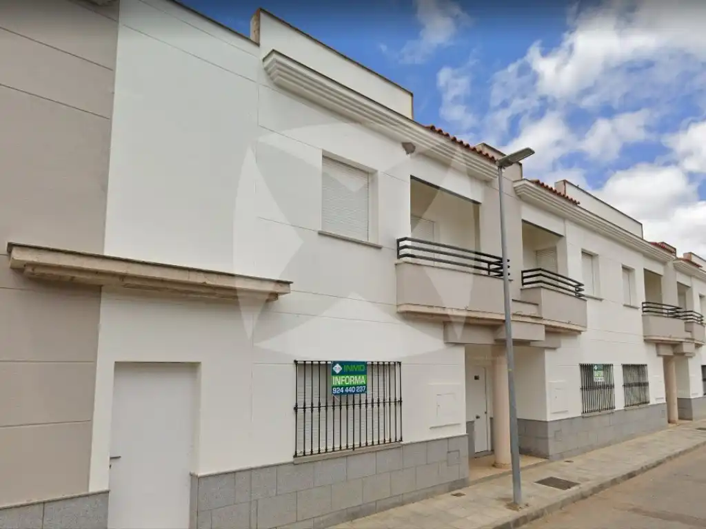Business premises for sale in Calle Jesús Delgado Valhondo, imagen 2