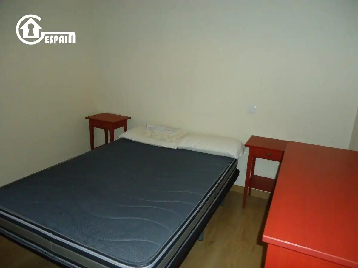 Bedroom of Flat for sale in Madrid  with Air Conditioner, Heating and Storage room