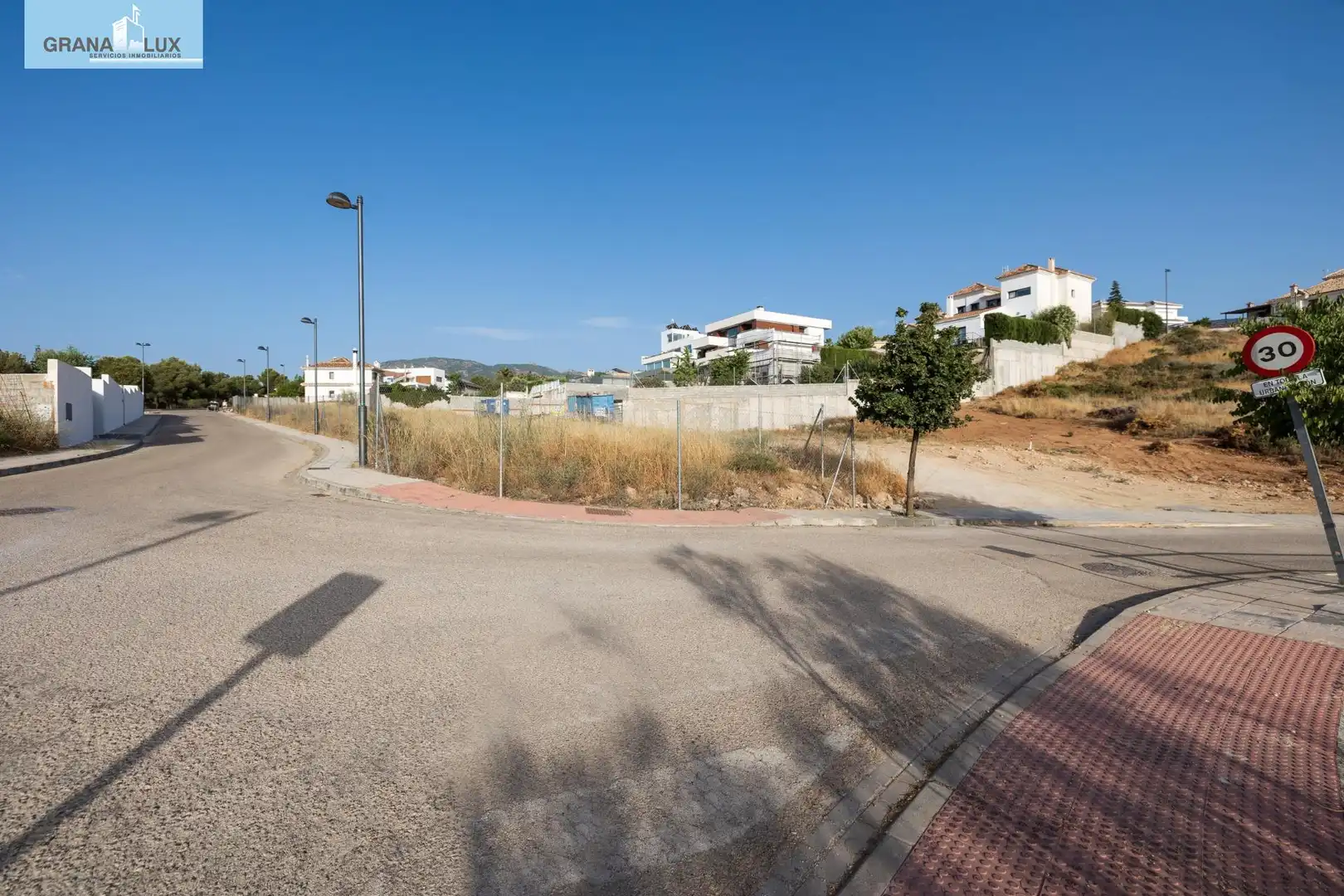 Wohnbaugrundstück zum Verkauf in Calle Cúllar Vega, imagen 4