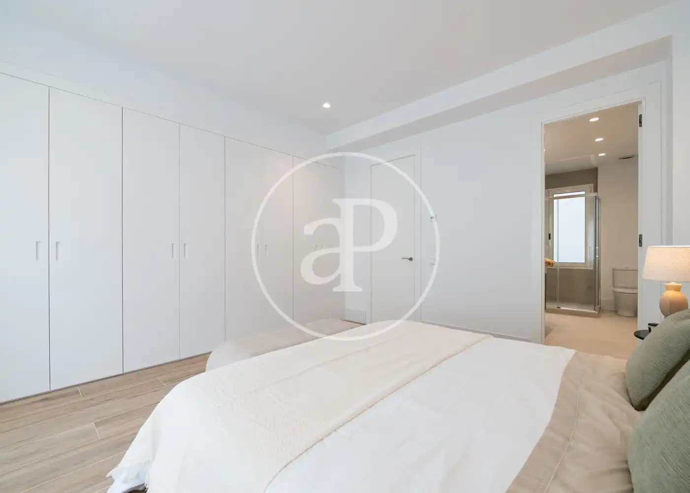 Habitación de Piso en venta en Madrid con Aire acondicionado y Calefacción