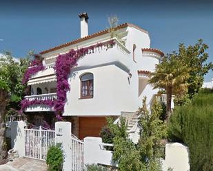 Vista exterior de Casa o xalet en venda en Mont-roig del Camp amb Aire condicionat, Calefacció i Jardí privat