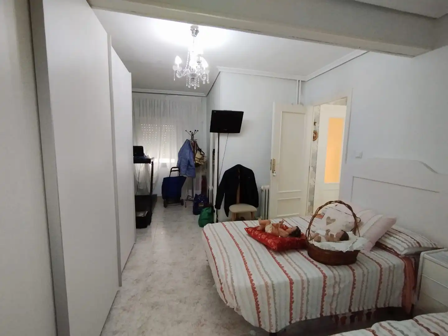 Dormitori de Pis en venda en Tomelloso amb Aire condicionat, Terrassa i Moblat