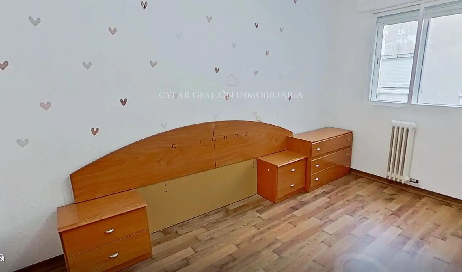 Dormitori de Pis en venda en Santa Marta de Tormes amb Calefacció, Parquet i Forn