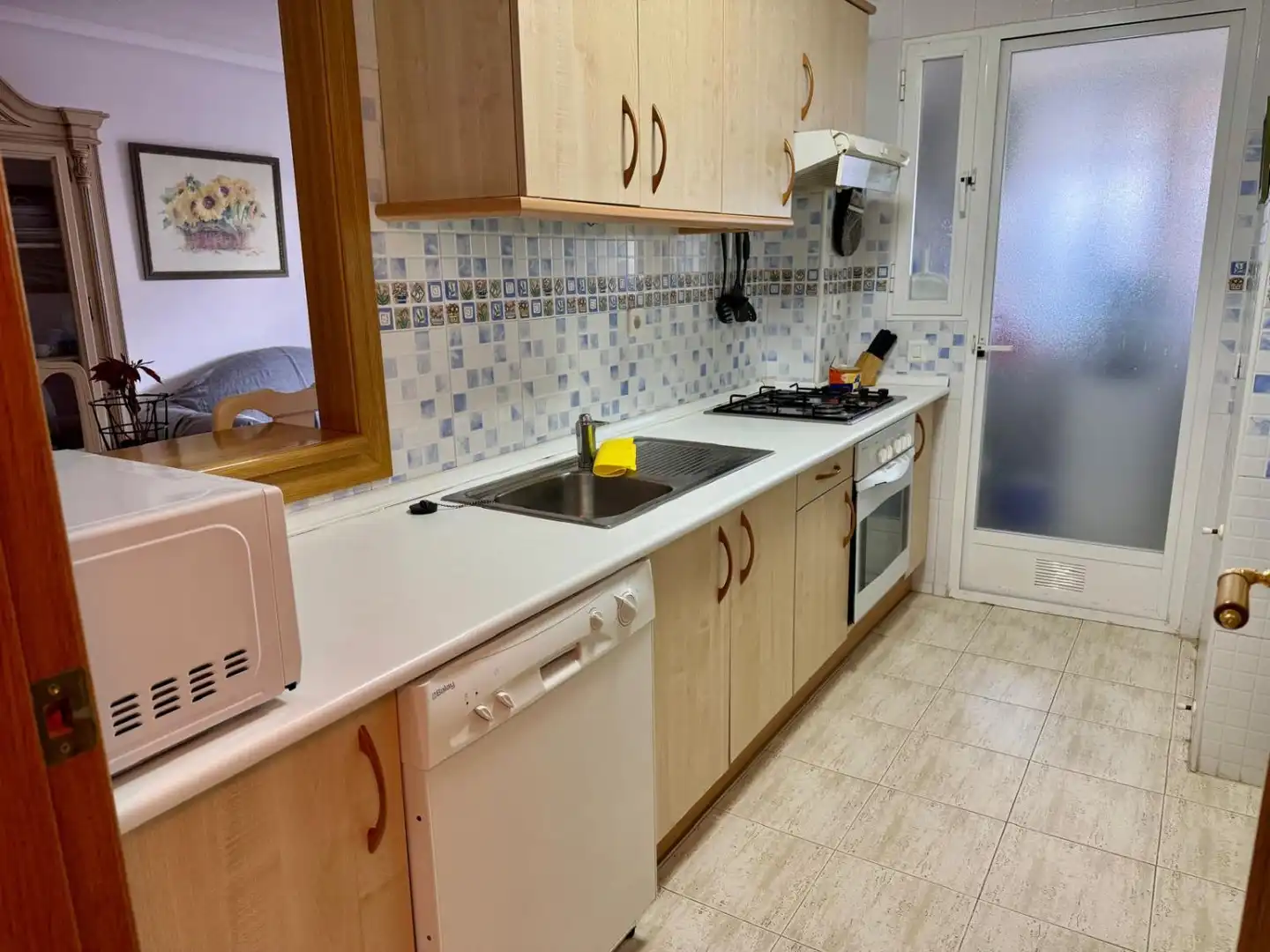 Cuina de Àtic de lloguer en Alicante / Alacant amb Jardí privat, Terrassa i Moblat