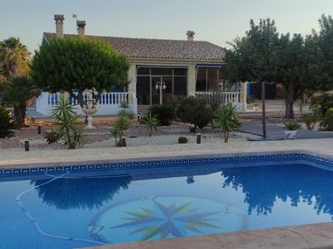 Villa con piscina in vendita a La Algoda - Matola - Llano de San José