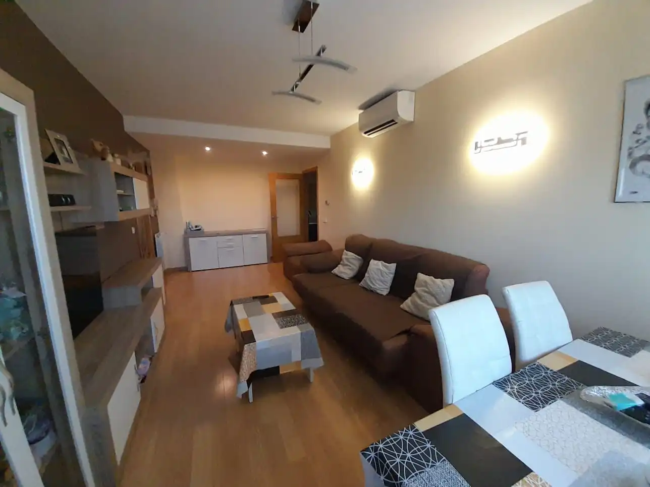 Flat for sale in Calle Lanzarote, El Poblado - Abulagar