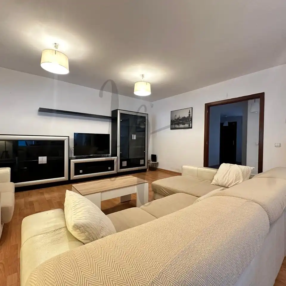 Casa aparellada amb piscina de lloguer a Calle San Martín, imagen 9
