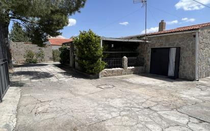 Exterior view of House or chalet for sale in Fuentidueña de Tajo