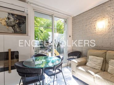 Rez-de-chaussée avec balcon à vendre à Aiguadolç - Sant Sebastià