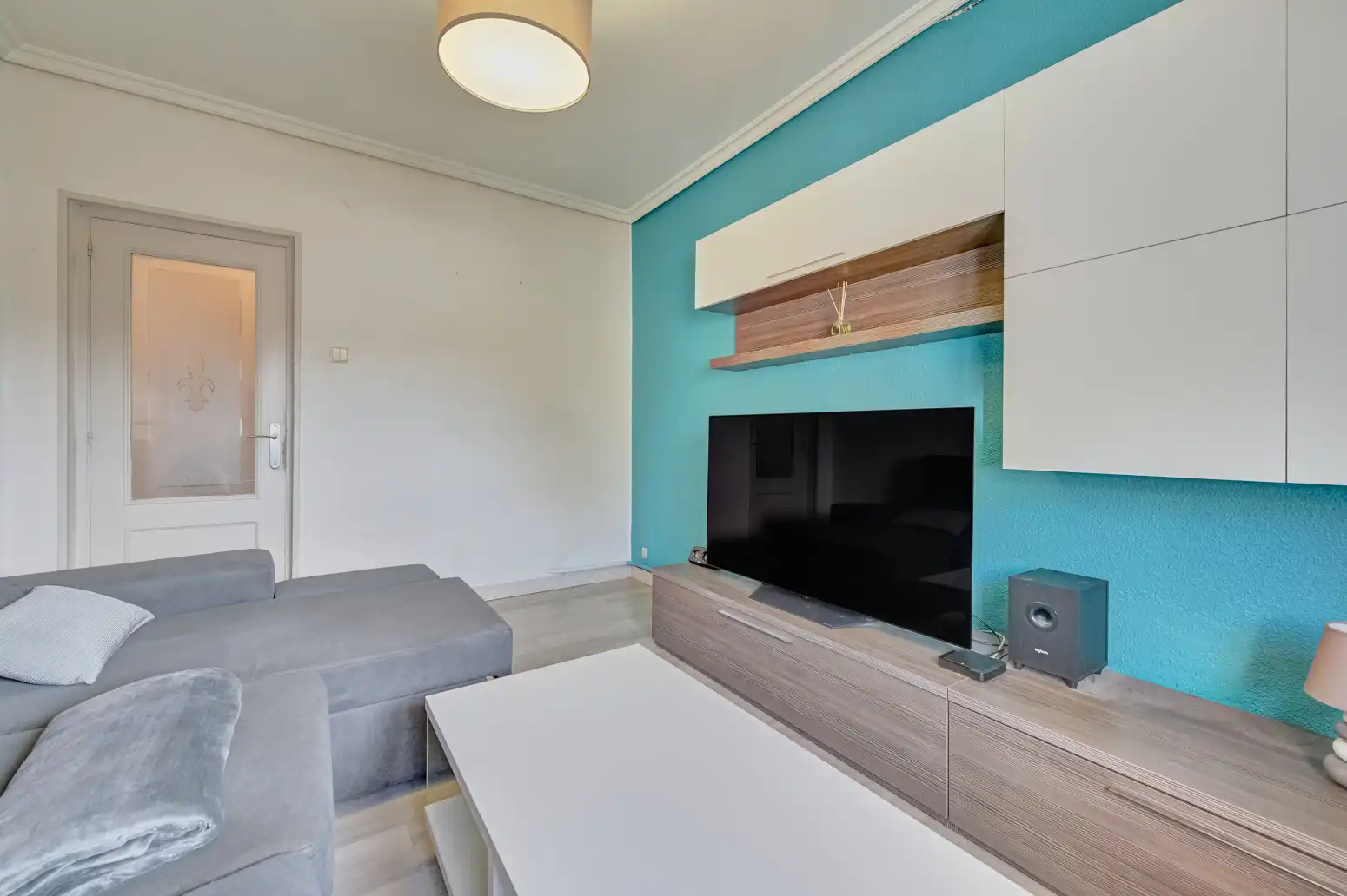 Sala de estar de Piso en venta en  Pamplona / Iruña con Calefacción y Parquet