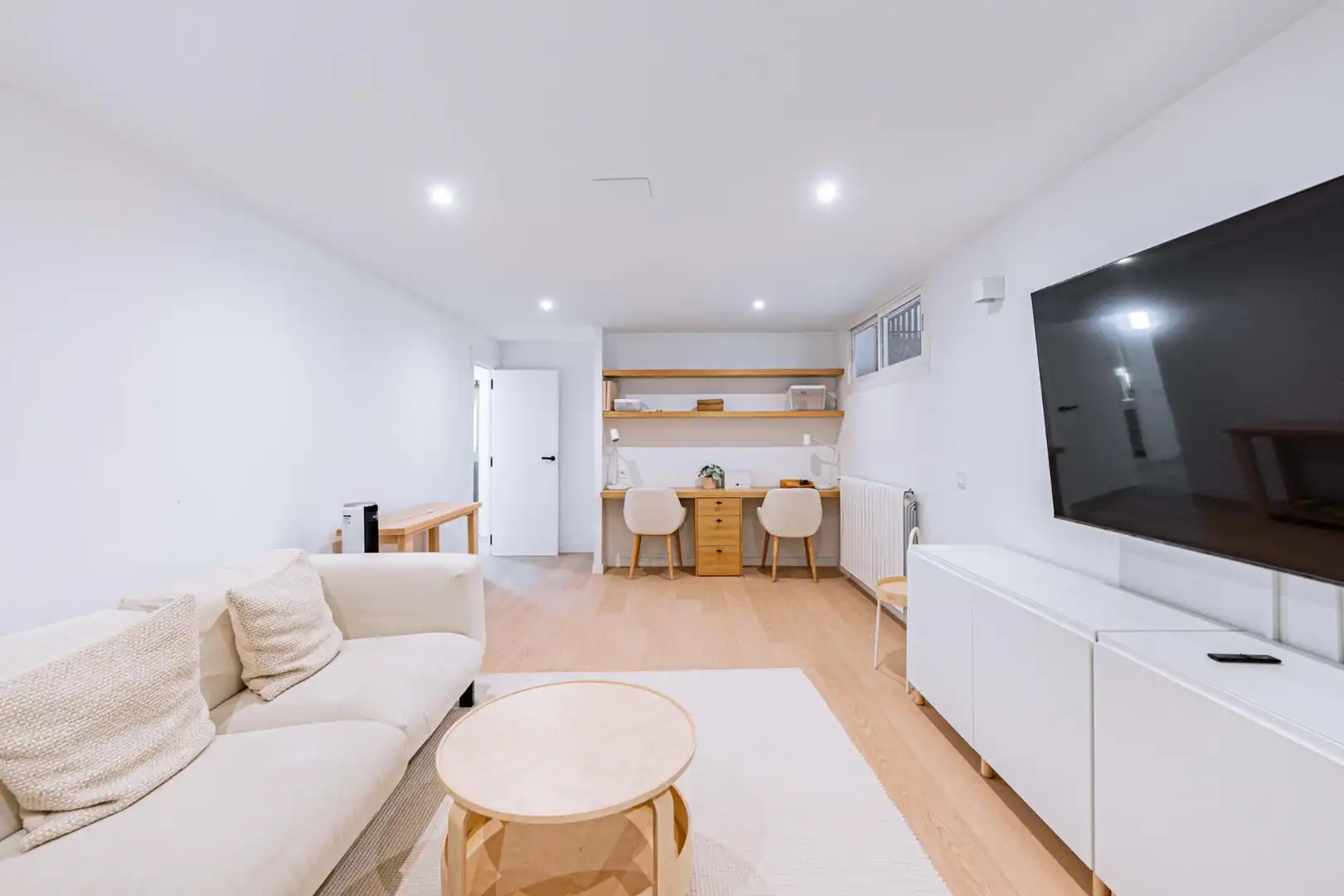 Casa aparellada amb piscina de lloguer a Urbanización Este - Montepríncipe, imagen 38