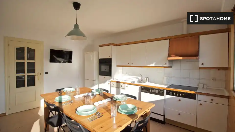 Cocina de Piso de alquiler en Madrid con Aire acondicionado, Calefacción y Amueblado