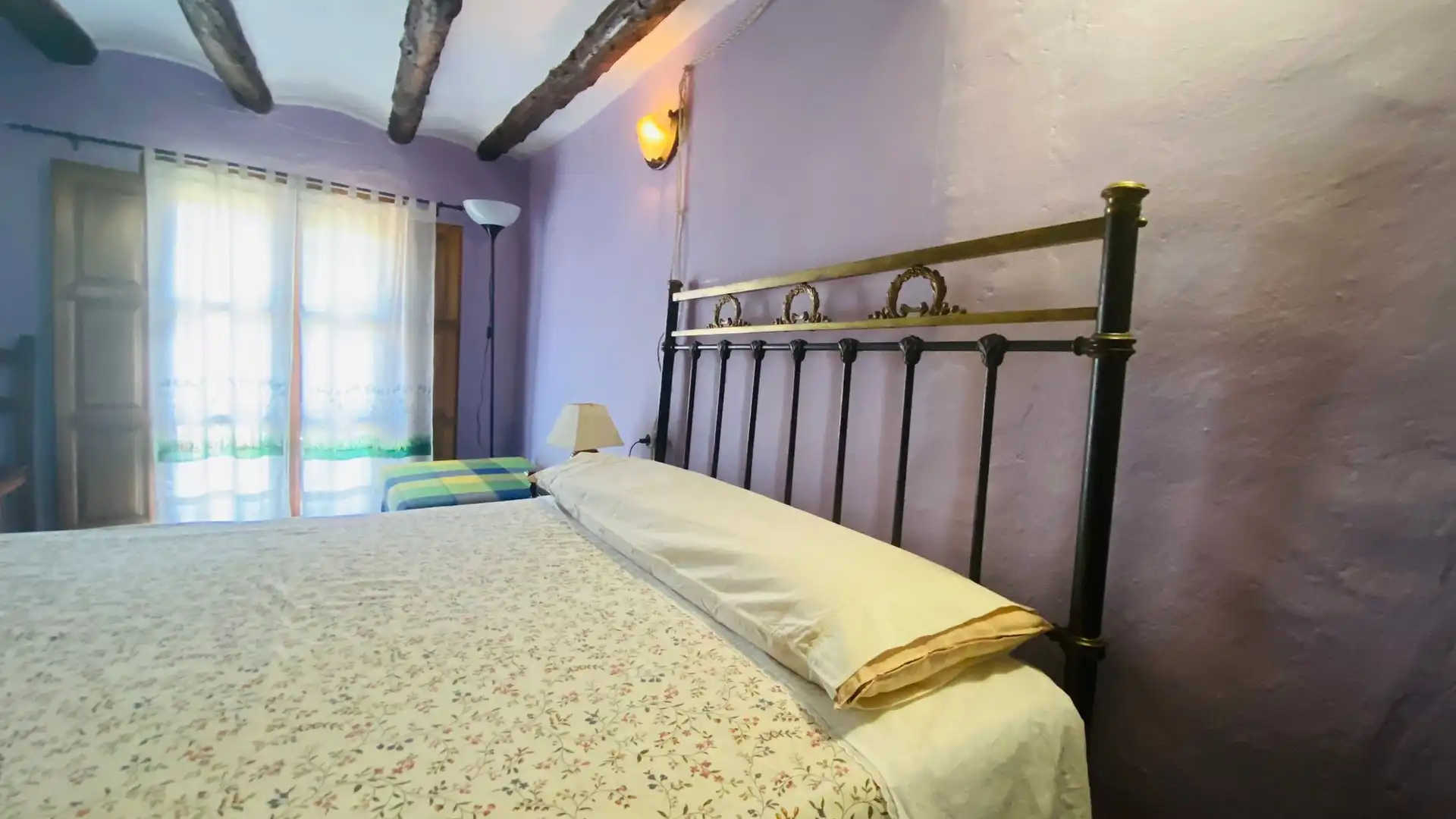 Dormitori de Casa o xalet en venda en Villarluengo amb Calefacció, Jardí privat i Terrassa
