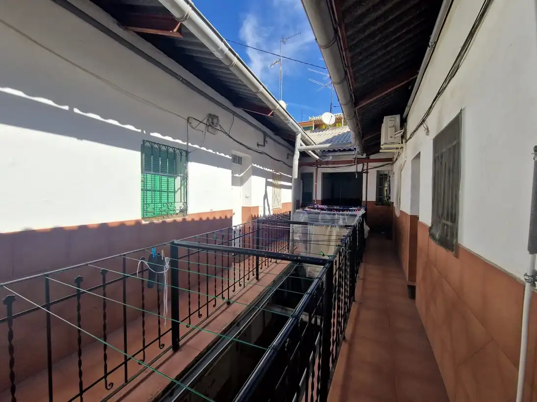 Vista exterior de Estudio en venta en Madrid con Horno y Lavadora